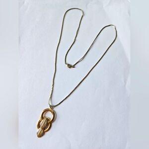 Elegant Gold Necklace